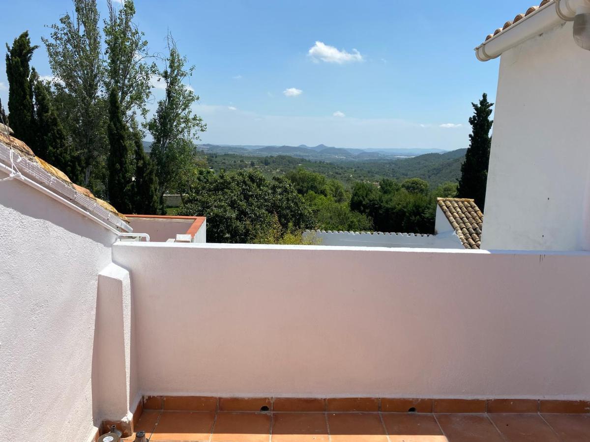 La Andana Apartment Macastre Екстериор снимка